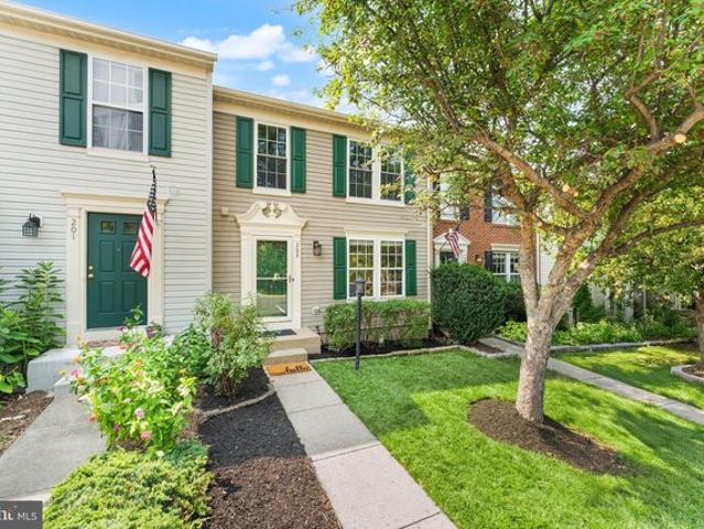 Townhouse for sale in Virginia