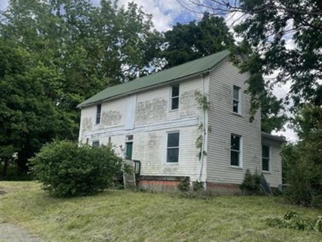 House for sale in Armstrong, Missouri