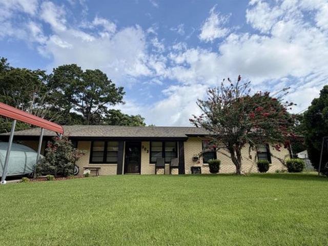 House for sale in Kathleen, Georgia