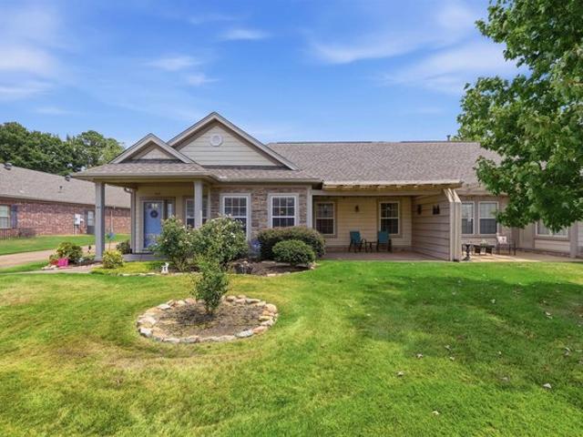 Townhouse for sale in Ark