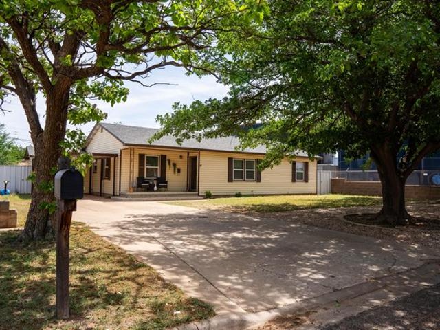 House for sale in Seminole, Texas