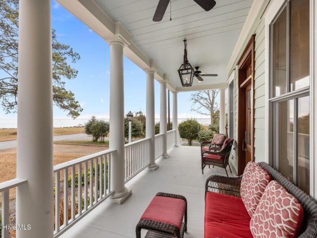 House for sale in Oriental, North Carolina