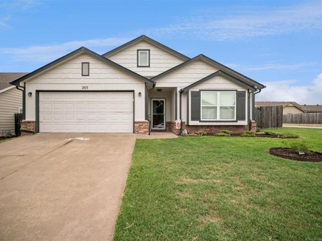 House for sale in Sand Springs, Oklahoma
