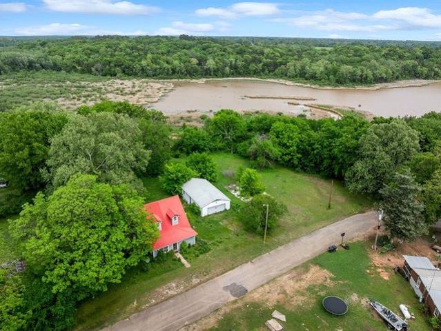 House for sale in Fort Towson, Oklahoma