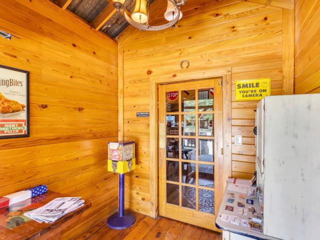 House for sale in Colmesneil, Texas