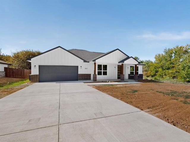 House for sale in Kennedale, Texas