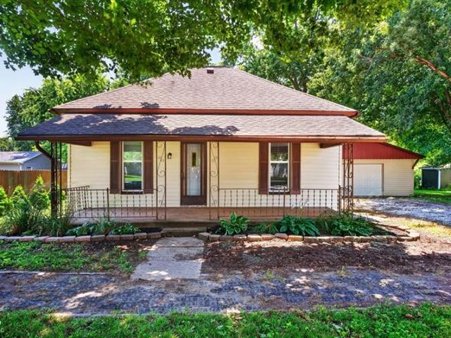 House for sale in Waynetown, Indiana