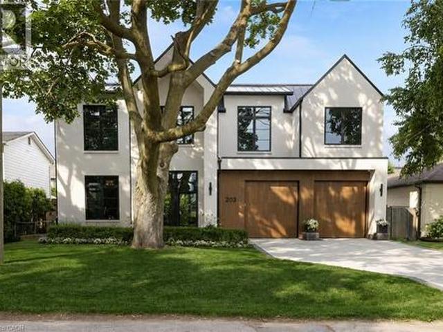 House for sale in Oakville, Ontario