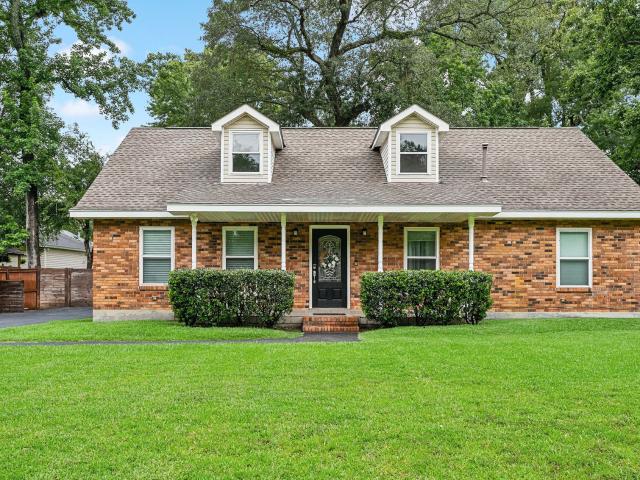 House for sale in Mandeville, Louisiana