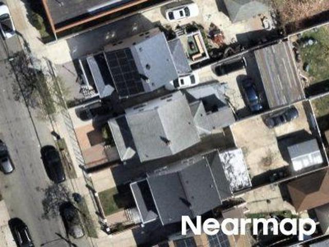 House for sale in Queens, Arverne