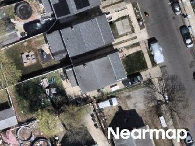 House for sale in Queens, Arverne