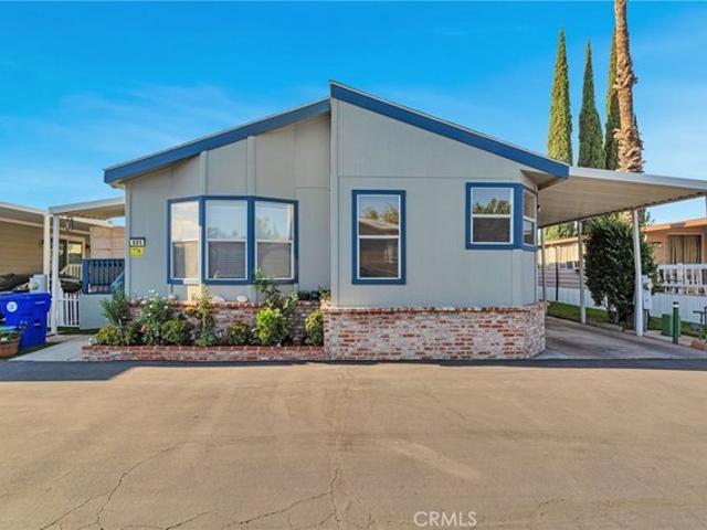 House for sale in Canyon Country, California