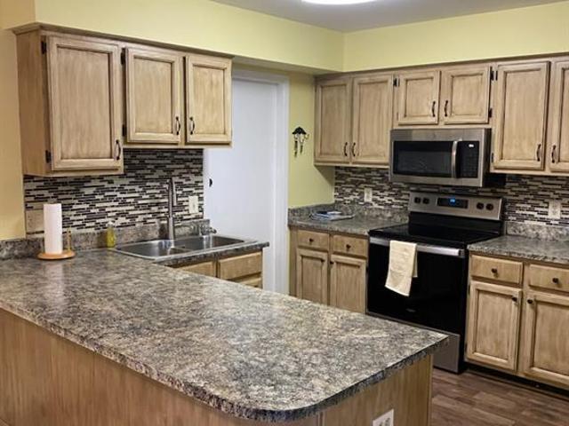 Condo for sale in Clinton Township, Michigan