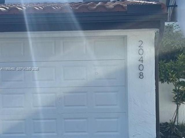 Townhouse for sale in Aventura, Florida