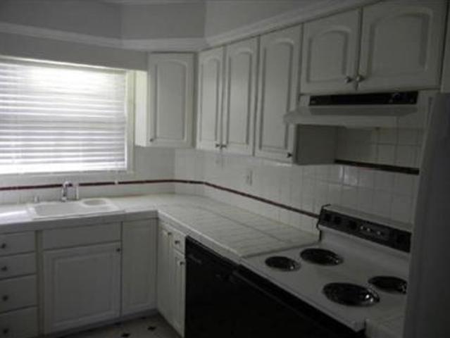 Townhouse for sale in Snellville, Georgia