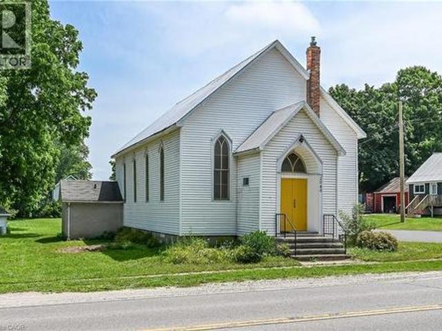 House for sale in Ontario