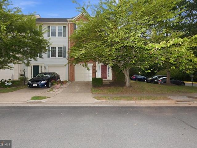Townhouse for sale in Sterling, Loudoun County