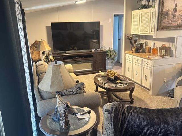 House for sale in Henderson, Texas