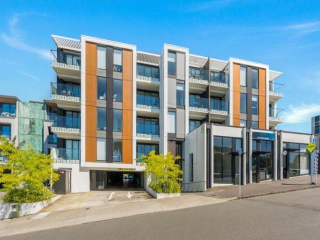 Apartment for sale in Wairau Valley