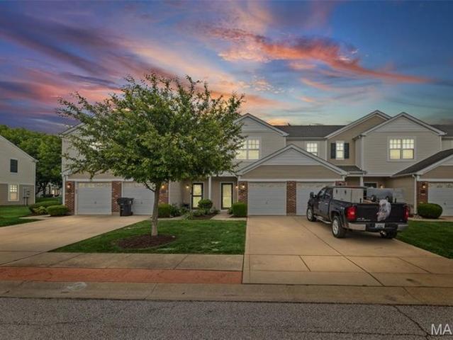 Townhouse for sale in Belleville, Illinois