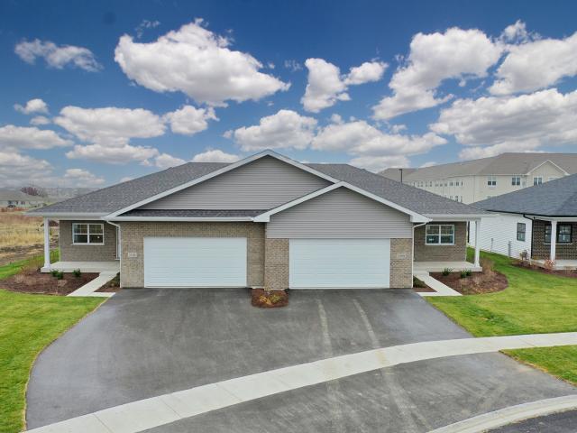 Condo for sale in Minooka, Illinois