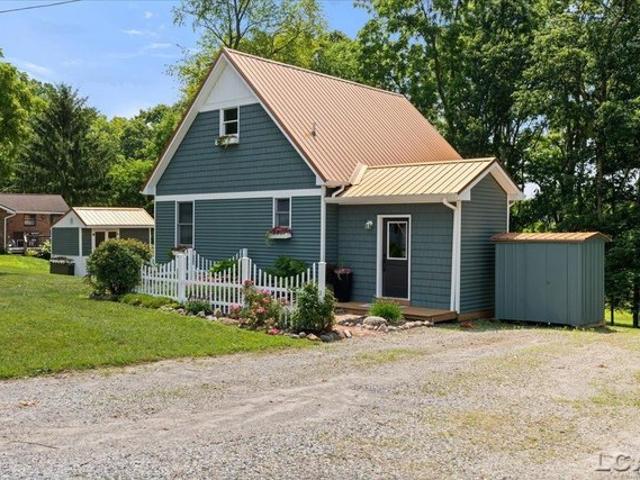 House for sale in Brooklyn, Michigan