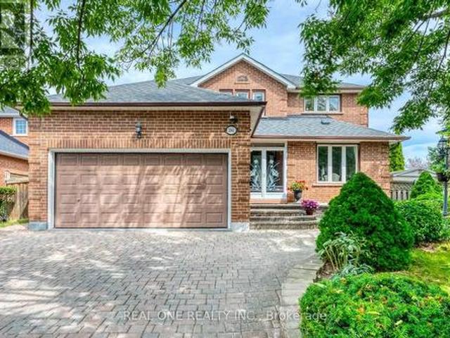 House for sale in Oakville, Ontario