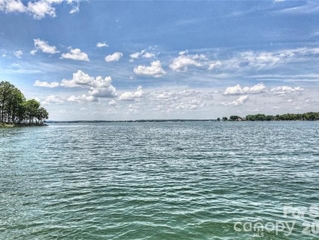 Condo for sale in Cornelius, Mecklenburg County