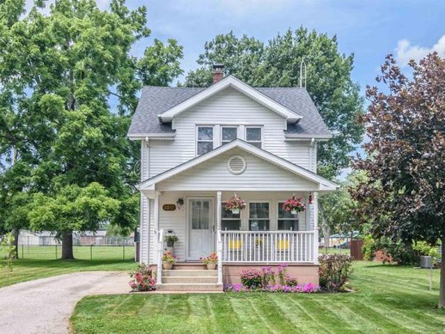 House for sale in Erie, Michigan