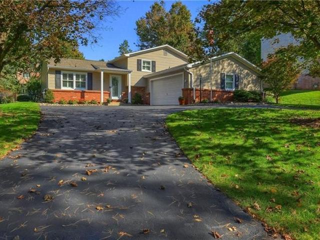 House for sale in Allison Park, Hampton Township