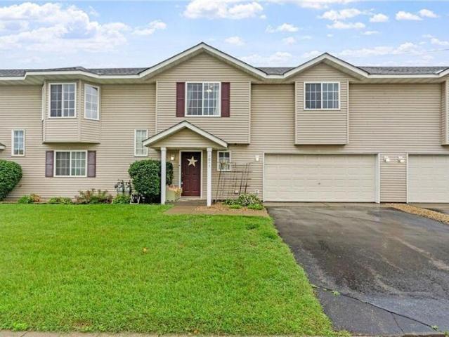 Townhouse for sale in Shakopee