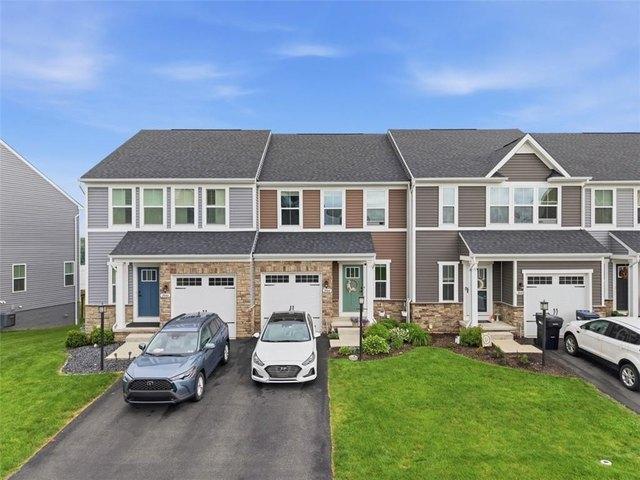 Townhouse for sale in Beaver, Pennsylvania