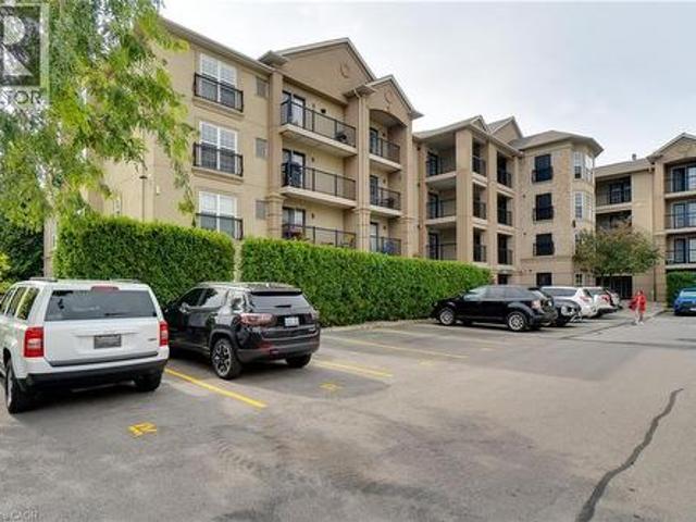 Condo for sale in Burlington, Ontario
