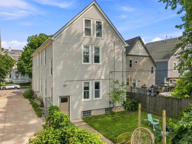House for sale in Milwaukee, Wisconsin