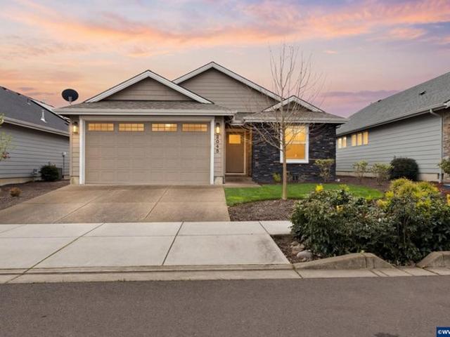 House for sale in Oregonia