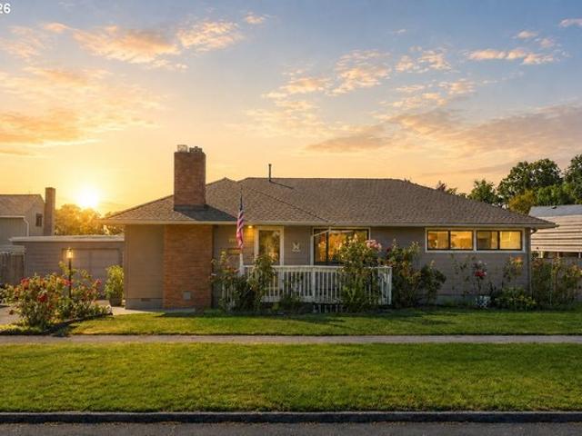 House for sale in Oregonia