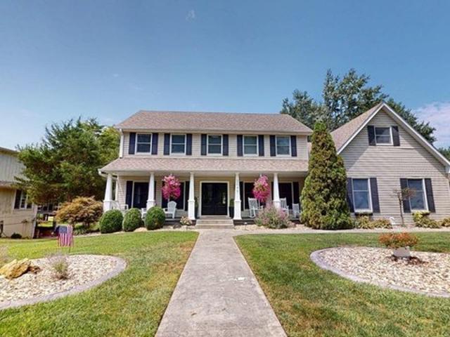 House for sale in Sedalia, Missouri