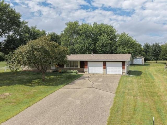 House for sale in Arnolds Park, Dickinson County