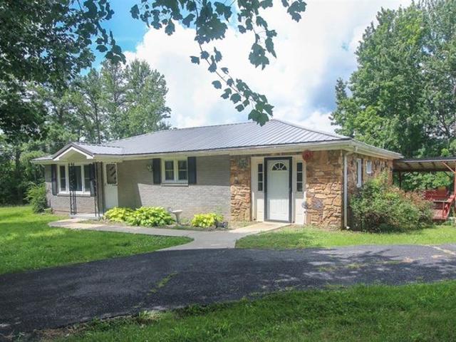 House for sale in White Plains, Kentucky