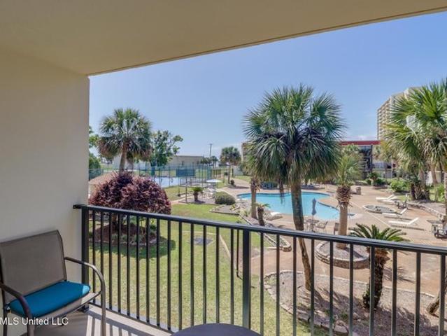 Condo for sale in Biloxi, Mississippi