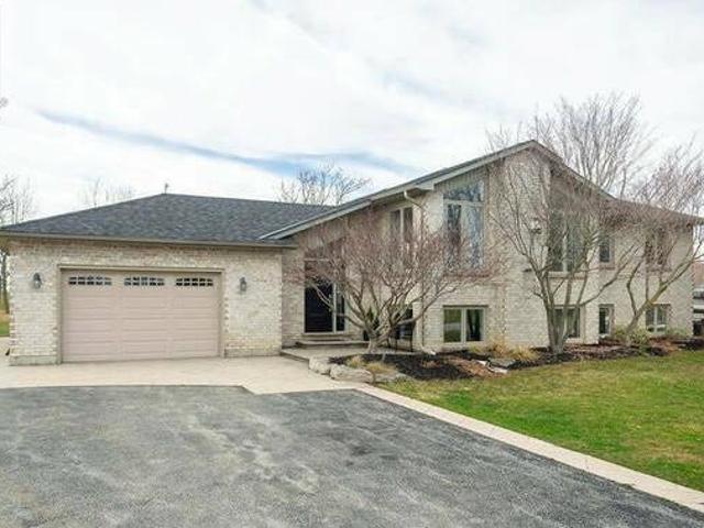 House for sale in Ancaster, Ontario