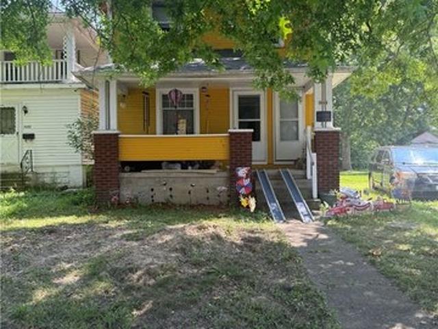 House for sale in Warren, Ohio