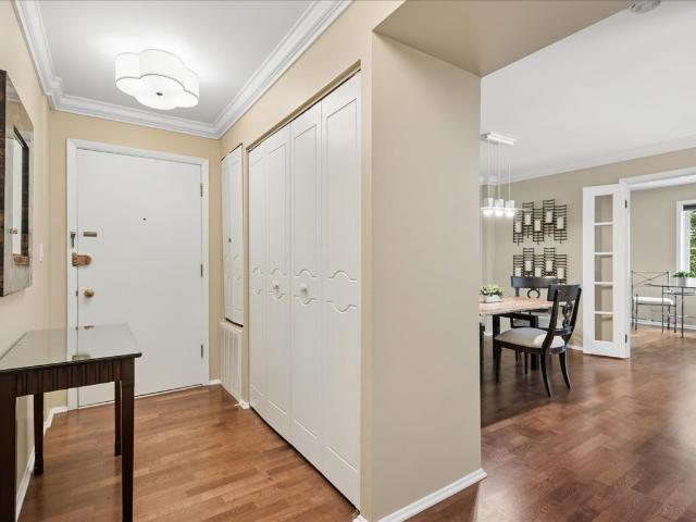 Condo for sale in Highland Park, Illinois