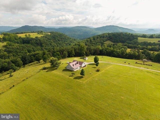 House for sale in Lindside, West Virginia