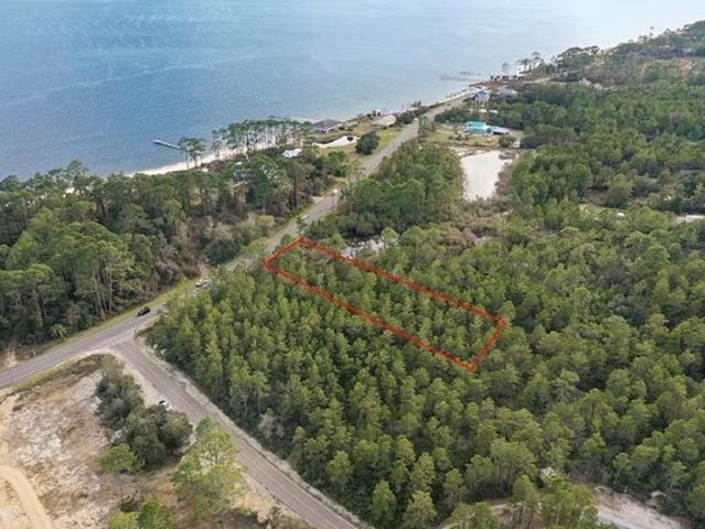 Land for sale in Carrabelle, Florida