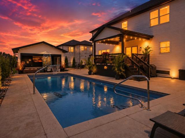House for sale in Crown Point, Indiana