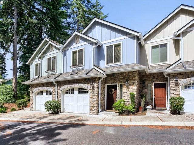 Condo for sale in Oregonia