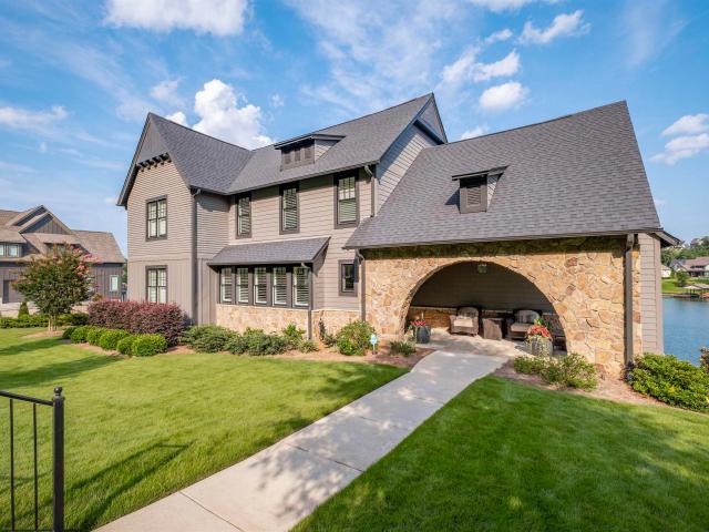 House for sale in Hoover, Alabama
