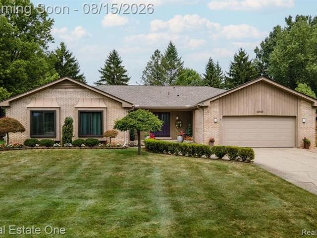 House for sale in Troy, Michigan