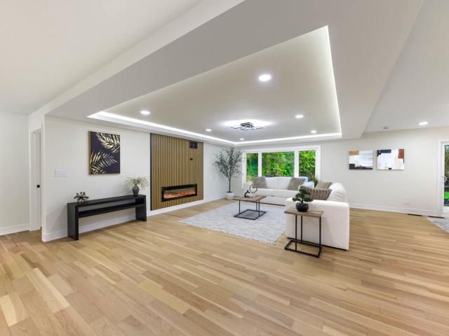 House for sale in Old Farm, Naperville